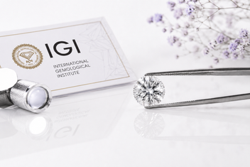 Lab-Grown Diamonds: The Complete Guide