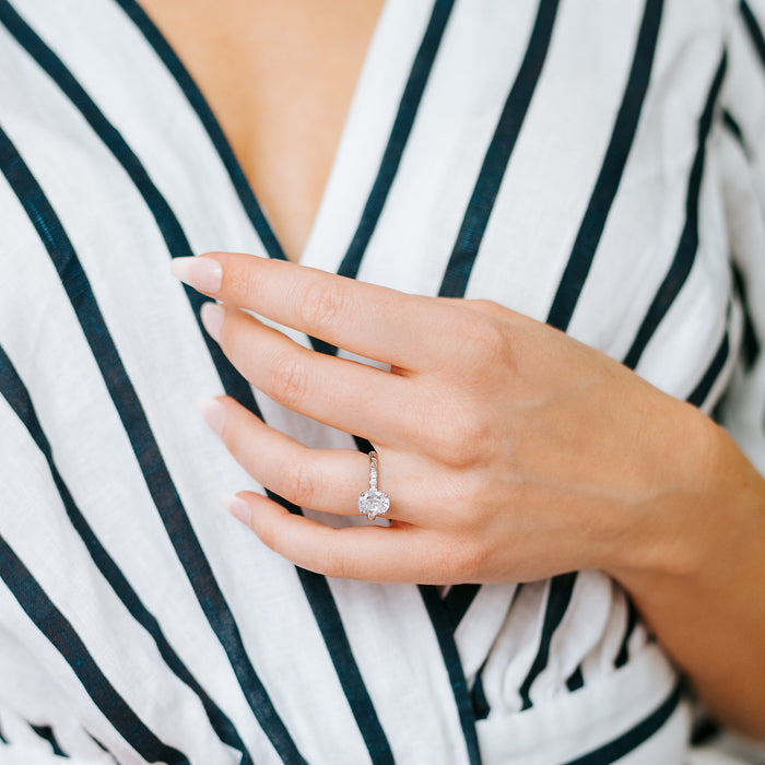 What Is Moissanite? Origins, Properties and How It Compares