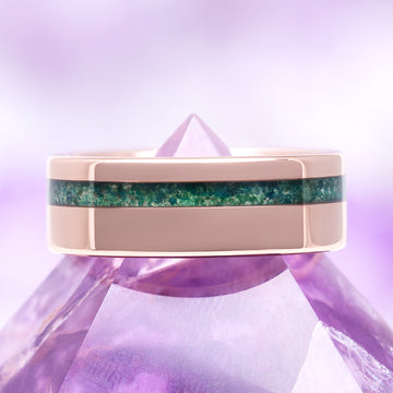 Skye Kite® Green Moss Agate Couples Ring Set by Aquamarise featuring a sleek band with a vibrant green moss agate inlay, part of the Matching Couples' Rings and Skye Kite® Jewelry Collection.