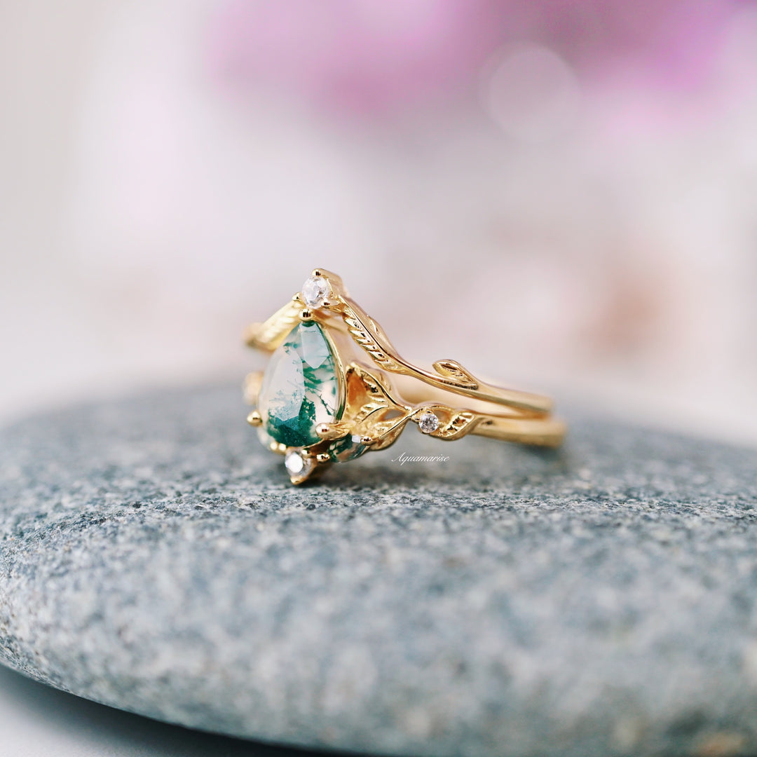 Green Moss Agate  Feather Engagement Ring- 14K Yellow Gold Vermeil