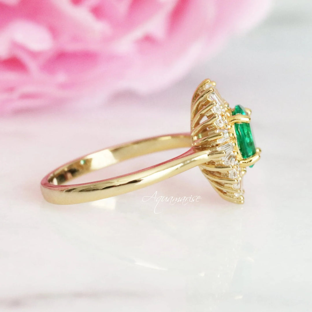 Victoria Emerald Couples Ring