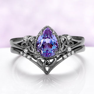 Celtic Knot Alexandrite Ring Set in Black Ruthenium