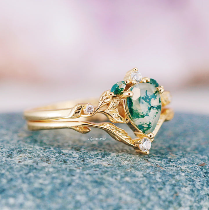 Green Moss Agate  Feather Engagement Ring- 14K Yellow Gold Vermeil