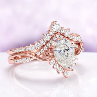 Faye Pear Shaped Lab-Grown Diamond Engagement Ring Set in Solid 14K Rose Gold