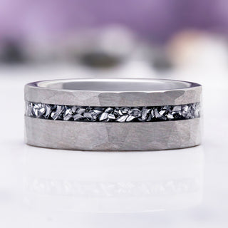 Flat profile of the meteorite inlay band, showing the faceted hammered finish across the 8mm width