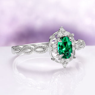 Vintage Emerald Ring in Sterling Silver