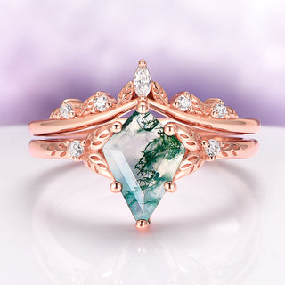 Kite Green Moss Agate Leaf Ring Set in 14K Rose Gold Vermeil
