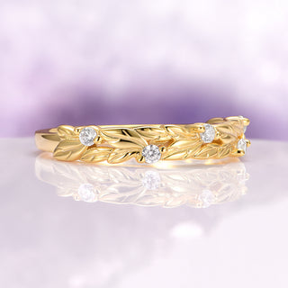 Leaf Wedding Band in 14K Yellow Gold Vermeil