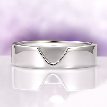 Chevron Wedding Band in 14K White Gold (5mm) by Aquamarise Gold, featuring a polished white gold band with a distinctive chevron design, part of men’s and women’s classic wedding bands collections.