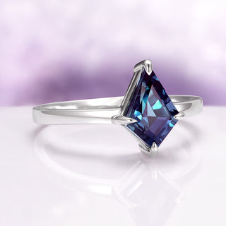 Kite Alexandrite Couples Ring Set