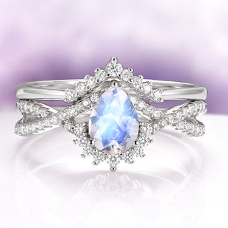 Alice Moonstone Engagement Ring Set in 14K White Gold