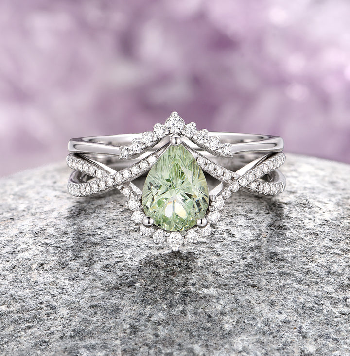 Alice Star Cut Green Sapphire Ring Set- 14K White Gold