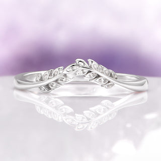 Filigree Leaf Wedding Band in Sterling Silver