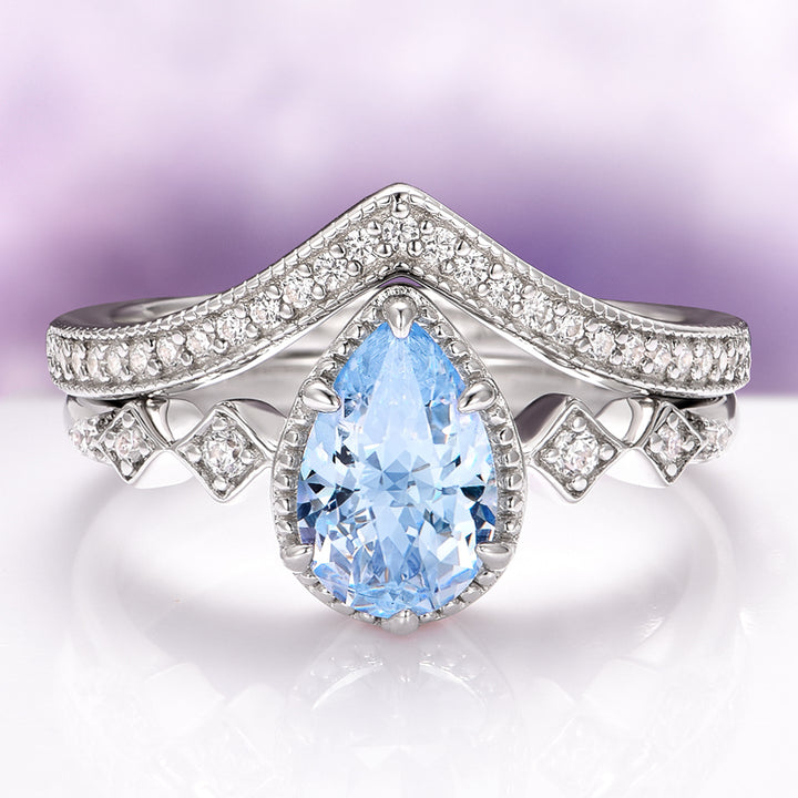 Teardrop Aquamarine Engagement Ring Set in 14K White Gold