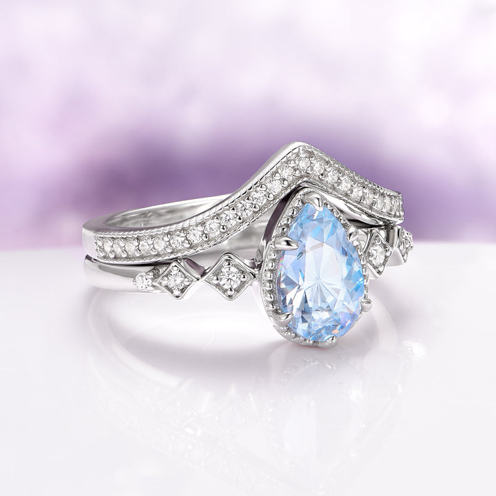 Teardrop Aquamarine Engagement Ring Set in 14K White Gold