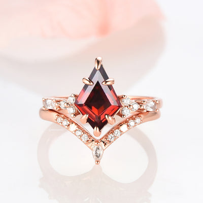 Vintage Red Garnet Engagement Ring For Women- 14K Rose Gold Vermeil Kite Ring Set- Art Deco Unique Women Bridal Promise Ring- Custom Ring