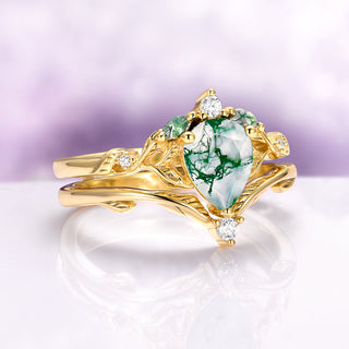 Green Moss Agate Leaf Engagement Ring in 14K Yellow Gold Vermeil
