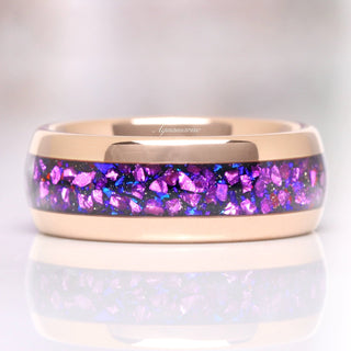 An 8MM rose gold tungsten men's wedding band featuring a purple Amethyst gemstone inlay and starry sandstone texture.