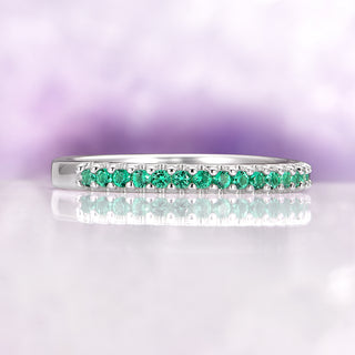 Minimalist Emerald Wedding Band in Sterling Silver (2mm)