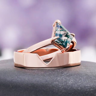 Minimalist Kite Cut Green Moss Agate Engagement Ring in 14K Solid Rose Gold by Aquamarise Gold, featuring a unique green moss agate kite-cut stone with a matching rose gold band.