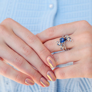 Fantasy Shield Cut Sapphire Leaf Couples Ring Set