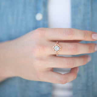 Unique aquamarine engagement ring by Aquamarise