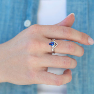 Unique tanzanite engagement ring by Aquamarise