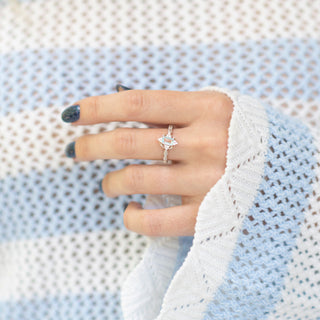 Vintage Aquamarine Ring in Sterling Silver