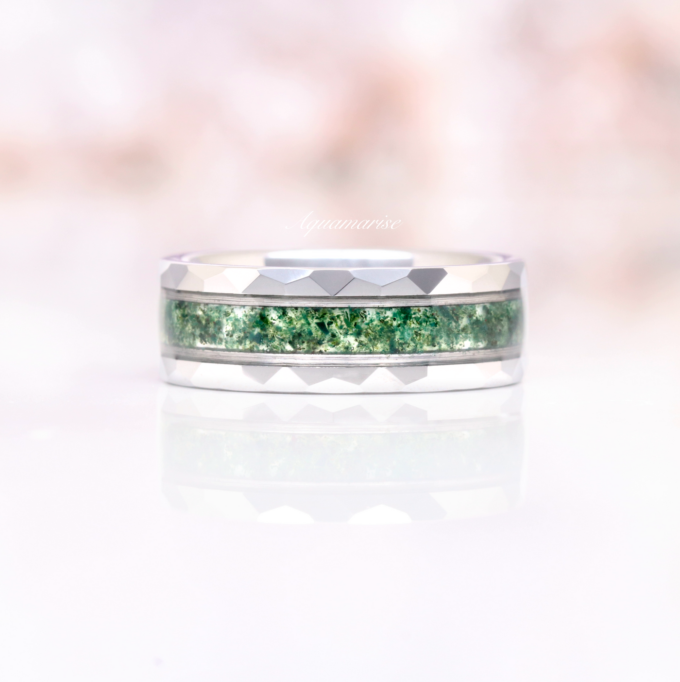 Green Moss Agate Hammered Men's Wedding Band- Natural Crushed Agate Silver Tungsten 8mm Wedding Band Polished Comfort Fit Ring Gift For Him