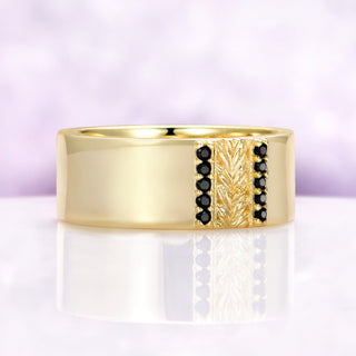 Rotated view showing the flat profile, mirror polish and five onyx stones per channel