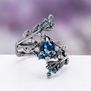 Wisteria Alexandrite Fairy Leaf Ring in Black Ruthenium (Two Piece)