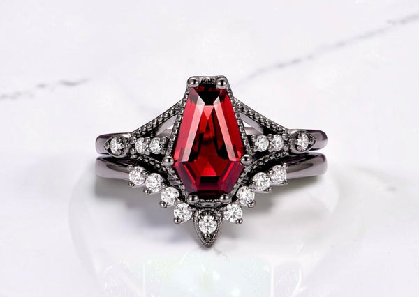 Gothic engagement ring by Aquamarise shown in a ring style banner