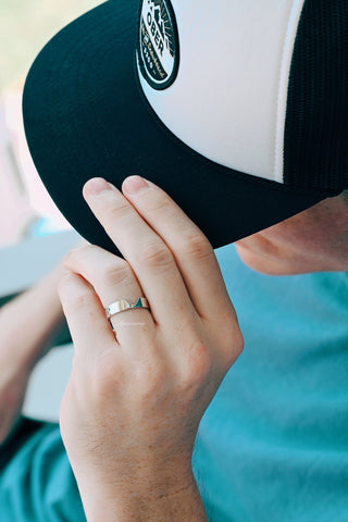 Chevron Wedding Band in 14K White Gold (5mm)