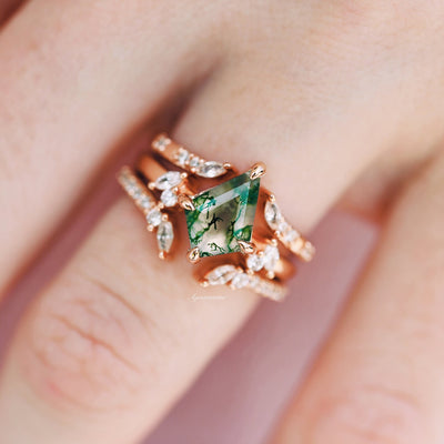 Kite Green Moss Agate Ring- 14K Rose Gold Vermeil Natural Agate Engagement Ring- Unique Promise Ring Green Gemstone Anniversary Gift For Her