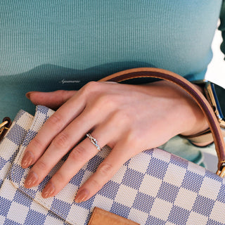 Moissanite Leaf Wedding Band in Sterling Silver