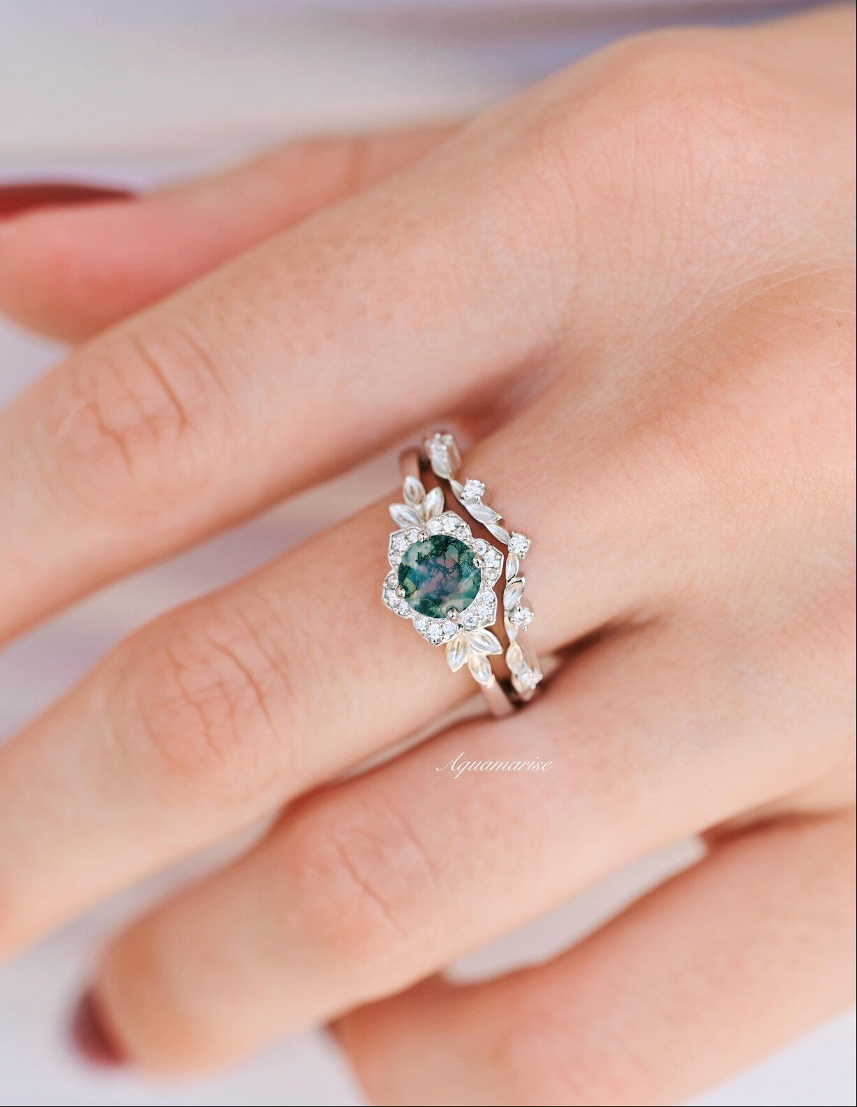 Nature-inspired engagement rings with botanical design details