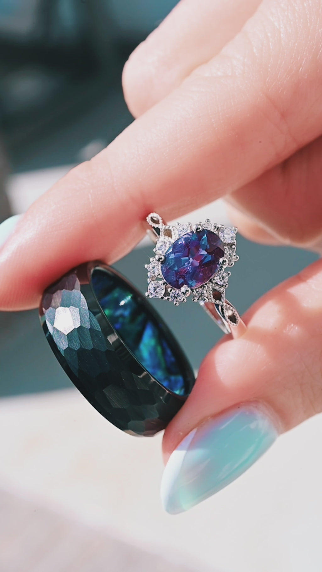 Video of the Nesta alexandrite couples ring set by Aquamarise, shown in motion
