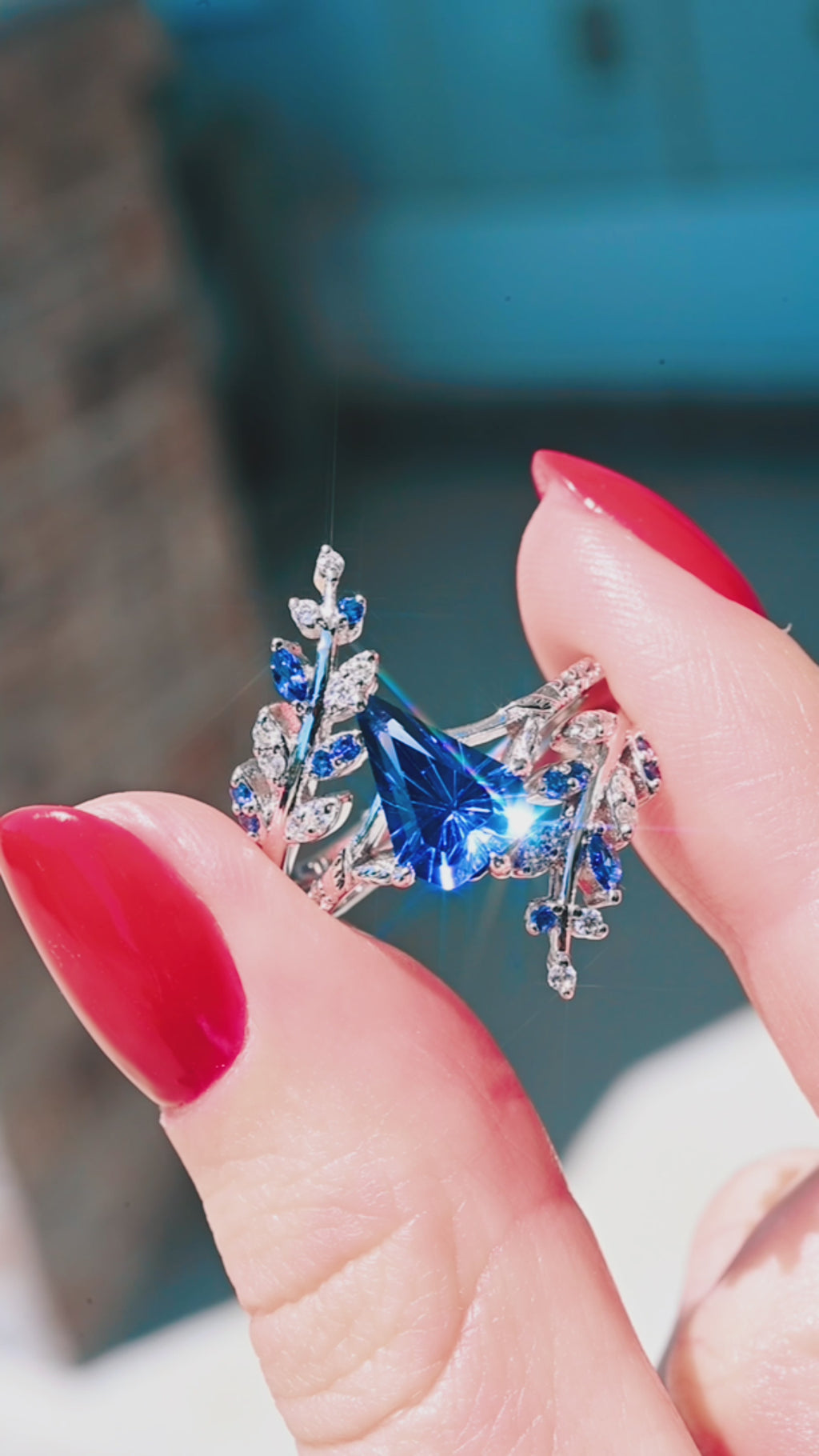 Fantasy Shield Cut Sapphire Leaf Engagement Ring Set 