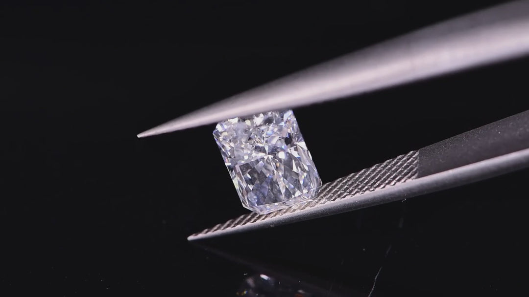 1.0 Carat Radiant Lab Grown Diamond (IGI)