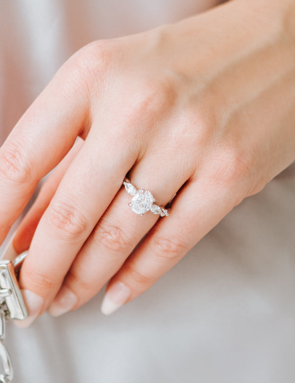 solitaire engagement ring banner portrait 