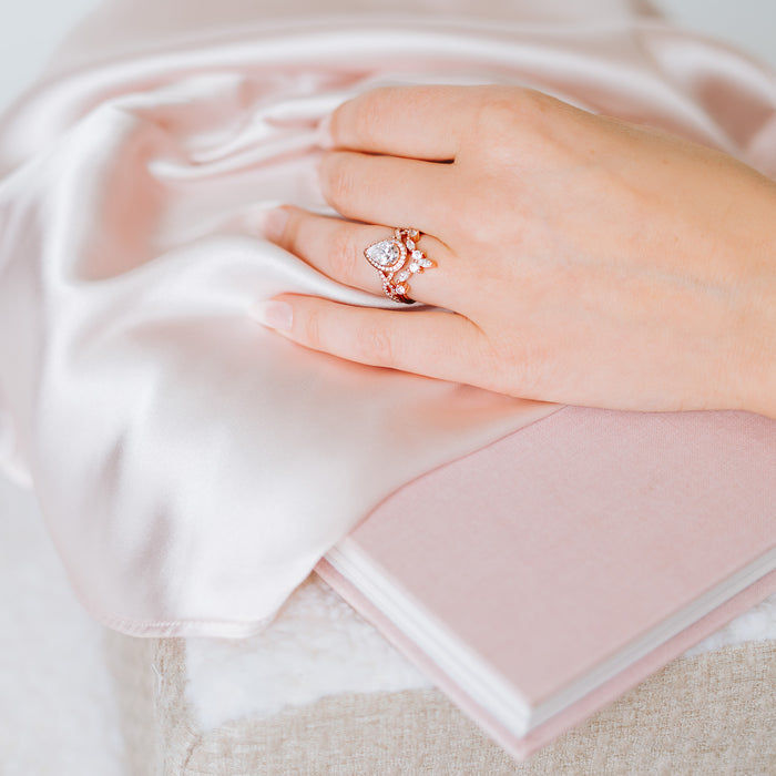 Promise Ring vs Engagement Ring