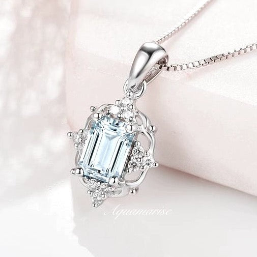 Claire Vintage Emerald Cut Natural Aquamarine Necklace- Sterling Silver