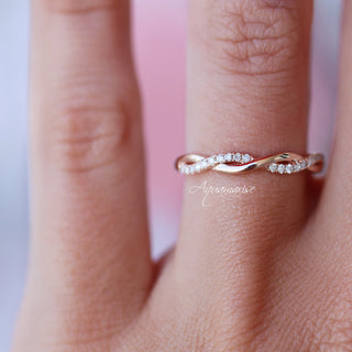 Petite Twisted Vine Wedding Band in 14K Solid Rose Gold
