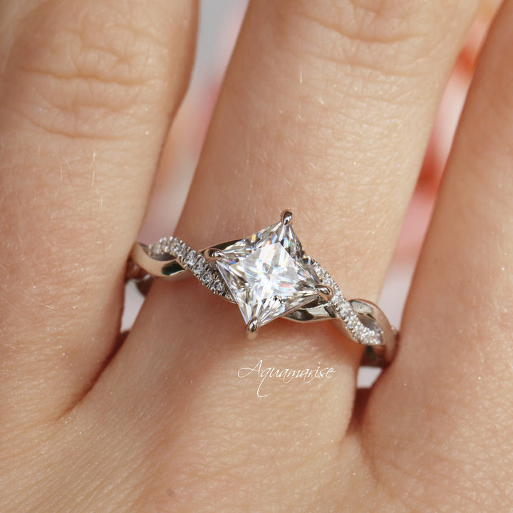 Sophia Engagement Ring- 10K/ 14K/ 18k White Gold