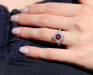 Joelle Vintage Natural Red Garnet Ring in Sterling Silver